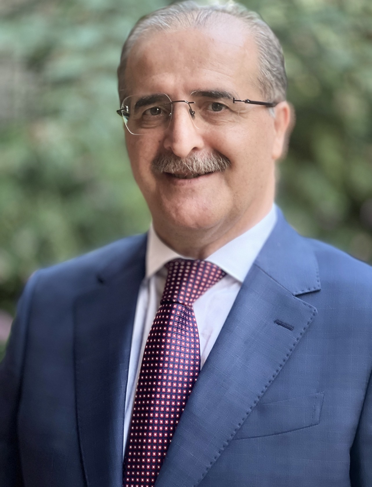 Dr. Vahid Soltankarimi, Founder and CEO of DenteHome